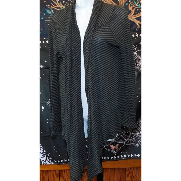 Flyo Gothic Black And Grey StripedFlyaway Cardigan - Picture 2 of 4